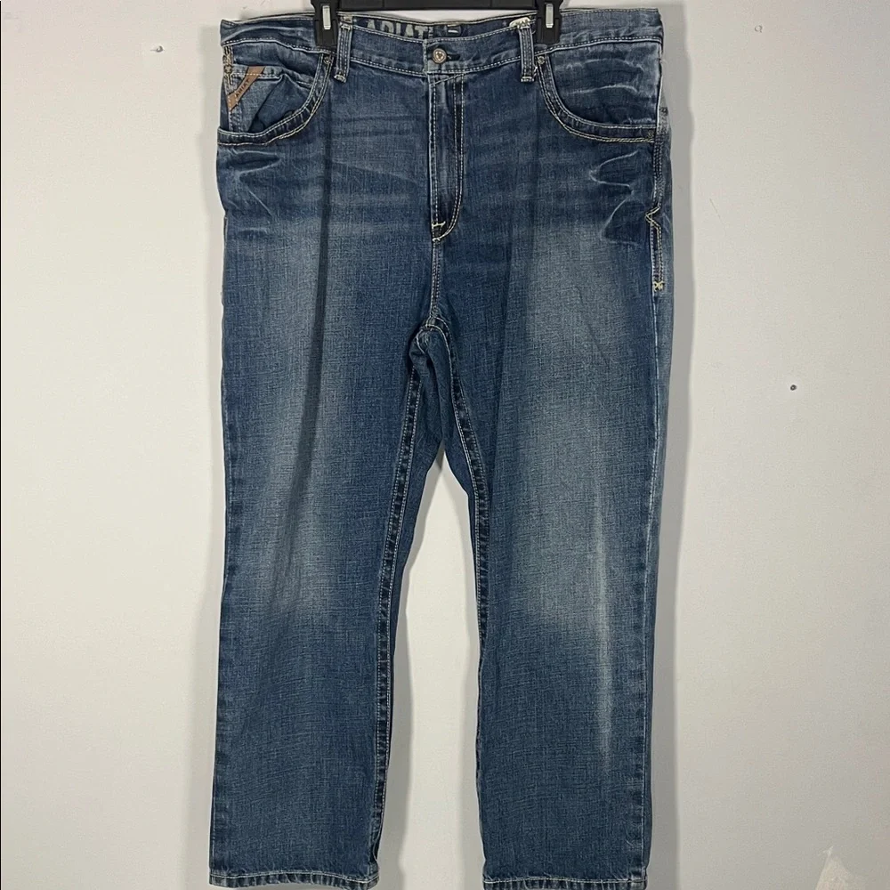 Ariat Men's Low Rise Bootcut Medium Wash Blue Denim Jeans Stitch Pocket 42/30‎